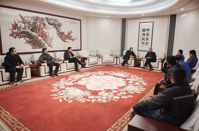 各一對(duì)一現(xiàn)場(chǎng)交流