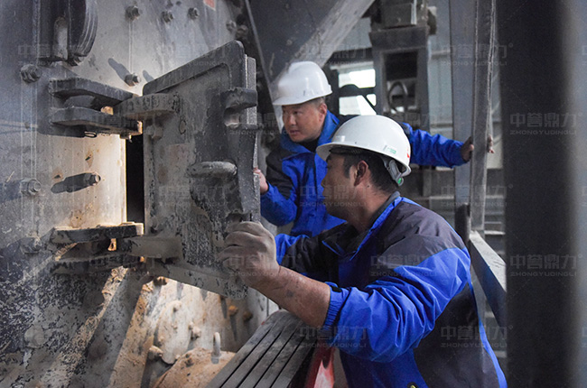 生產檢修.jpg 生產檢修.jpg