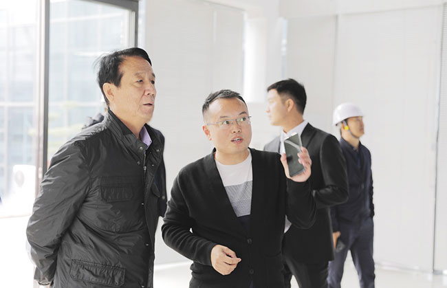 軟件科技公司總經(jīng)理楊乾介紹礦山智能管理系統(tǒng)